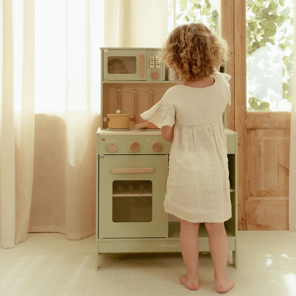 Little Beach Road Wooden Play Kitchen