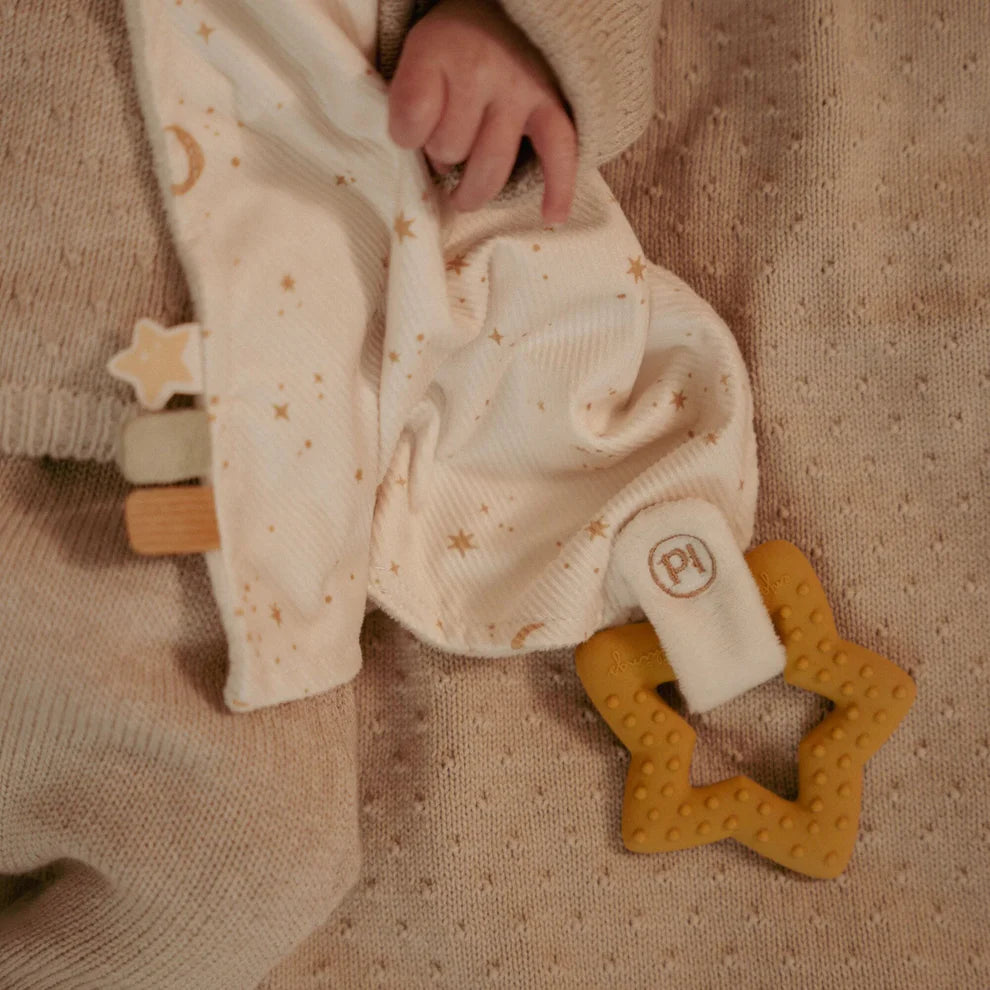Little Dutch Cuddle Cloth with Teething Ring
