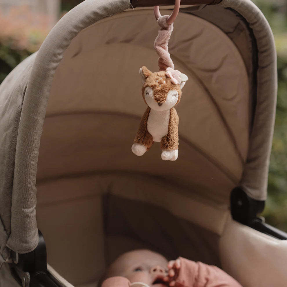 Little Dutch Fairy Garden Pull & Shake Deer