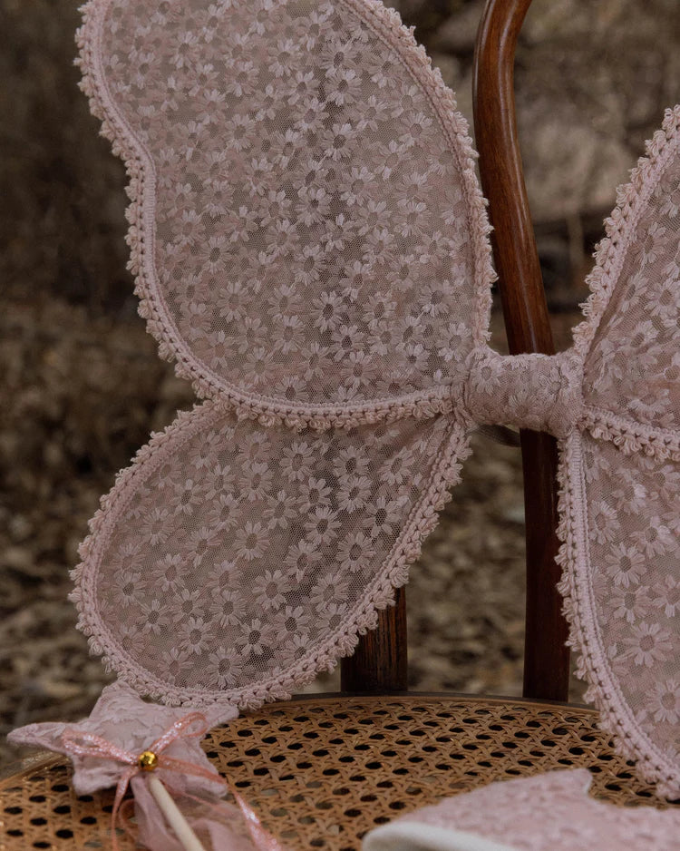 Noralee  Wings | Rose Embroidered Daisy