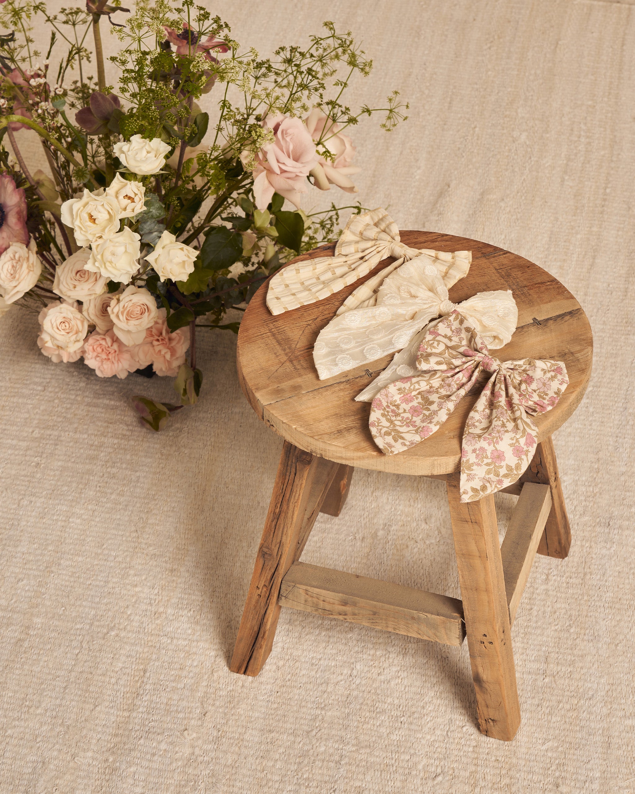 Noralee Oversized Bow || Dotty