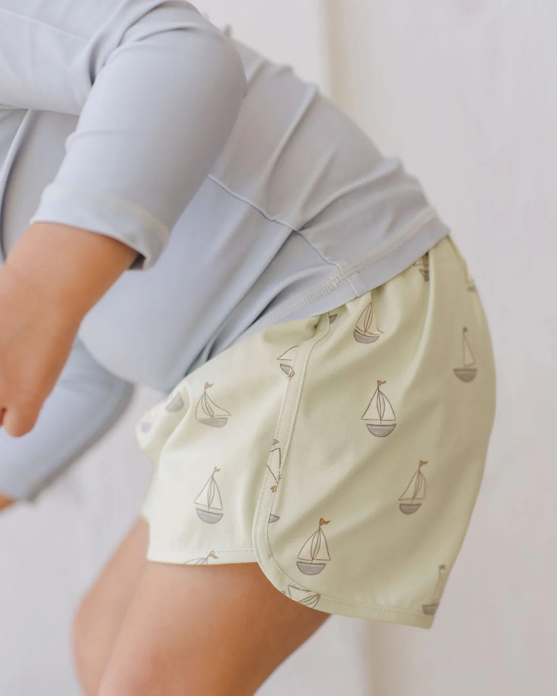 Quincy Mae Boys Swim Short || Sailboats