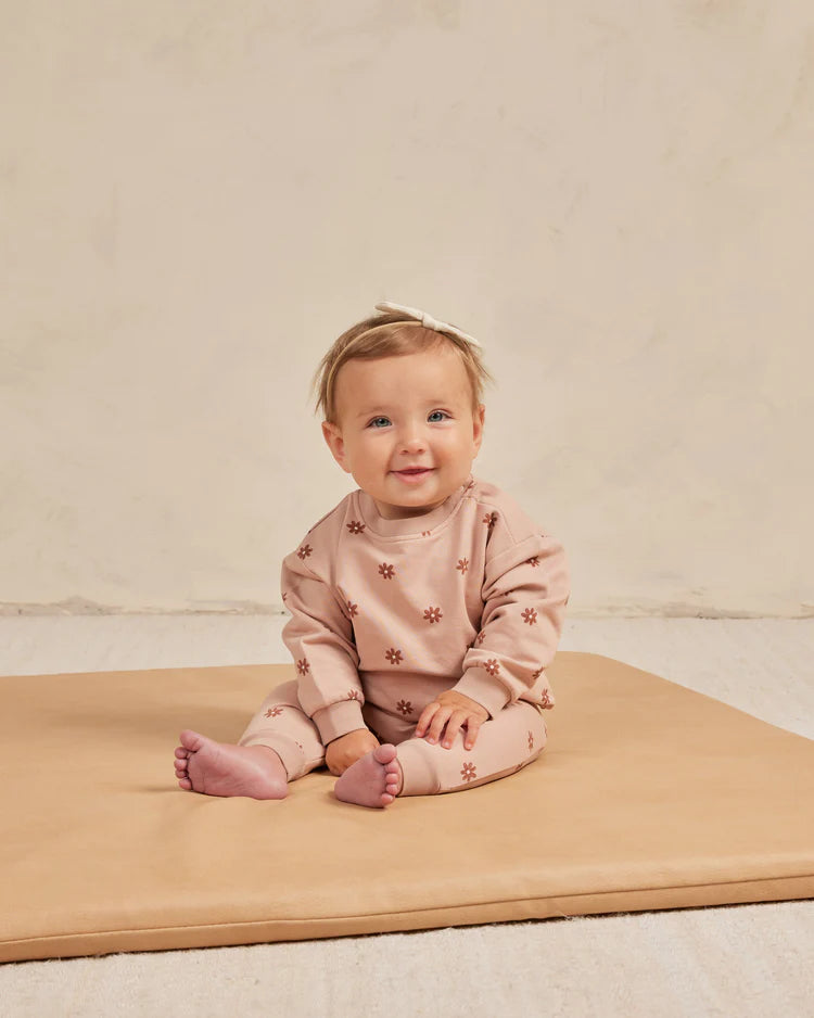 Quincy Mae Sweatshirt || Daisies