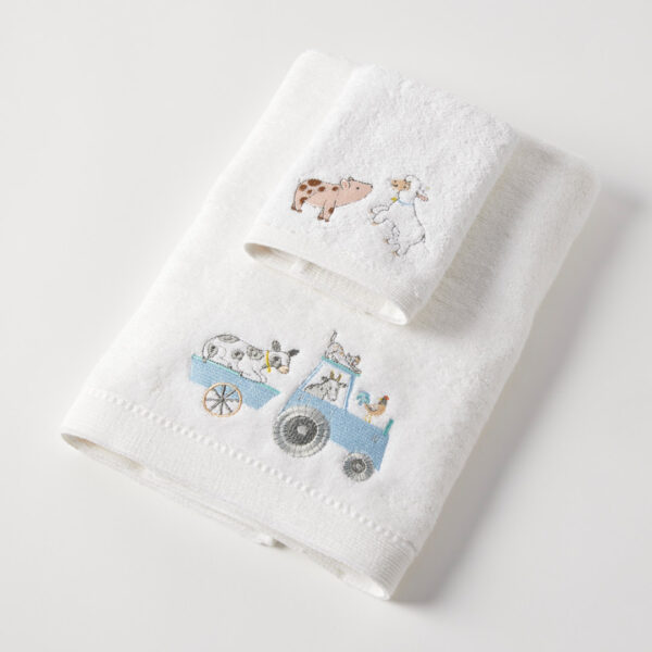 Jiggle & Giggle Farm Fun Bath Towel & Face Washer in Organza Bag