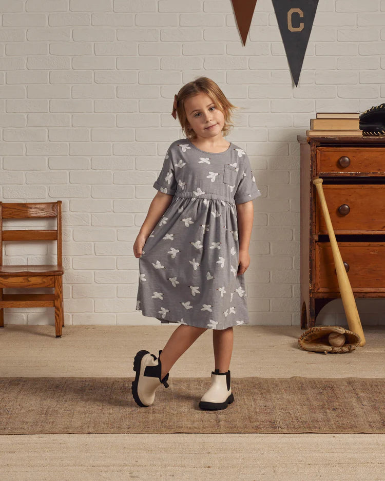 RYLEE + CRU Kat T-Shirt Dress || Birds