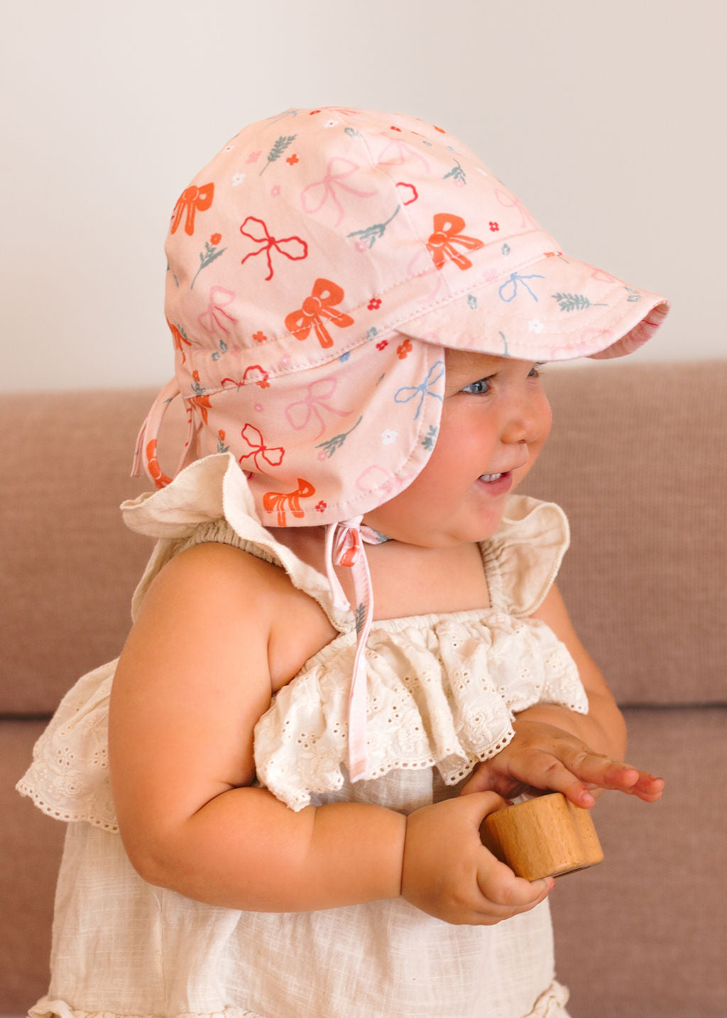 Acorn Sprinkle Soft Jersey Flap Clap