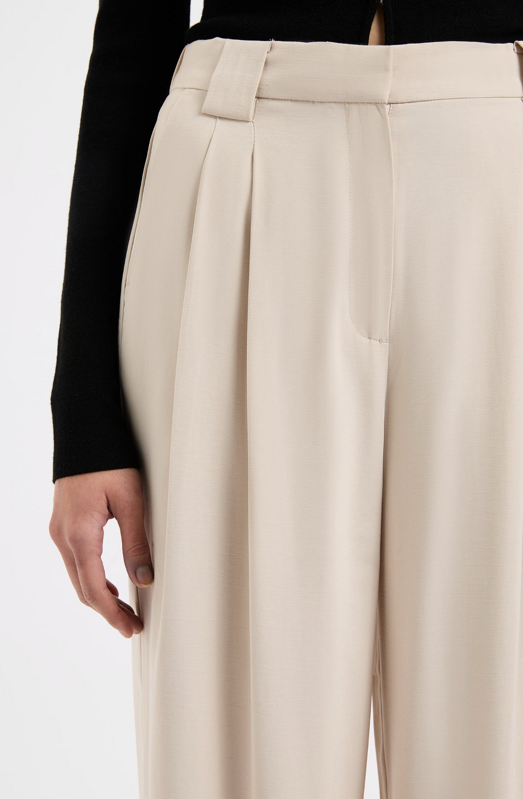 Nude Lucy Petra Tailored Pant Dune