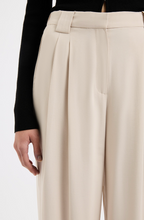 Nude Lucy Petra Tailored Pant Dune
