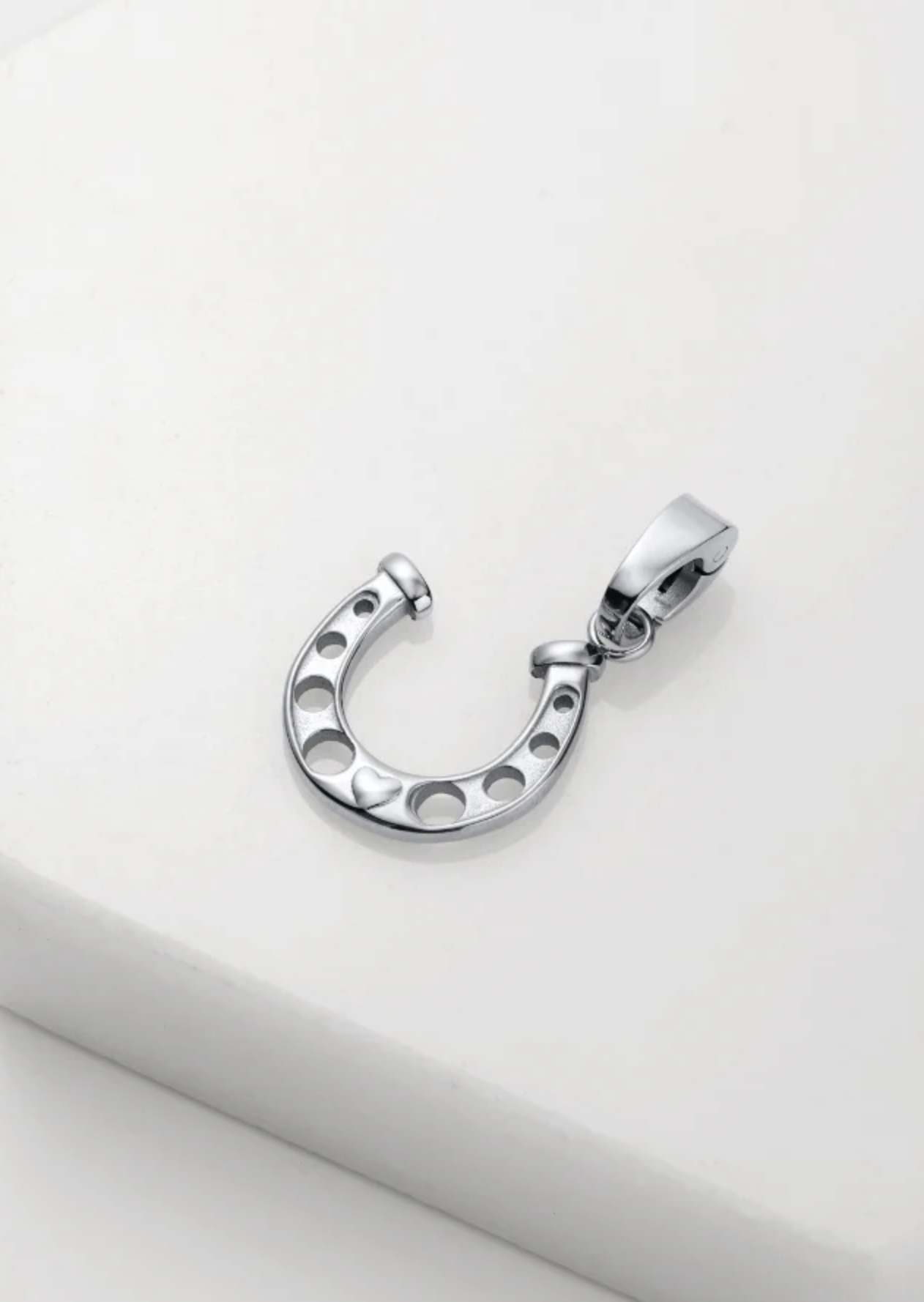 Zafino Horseshoe Charm