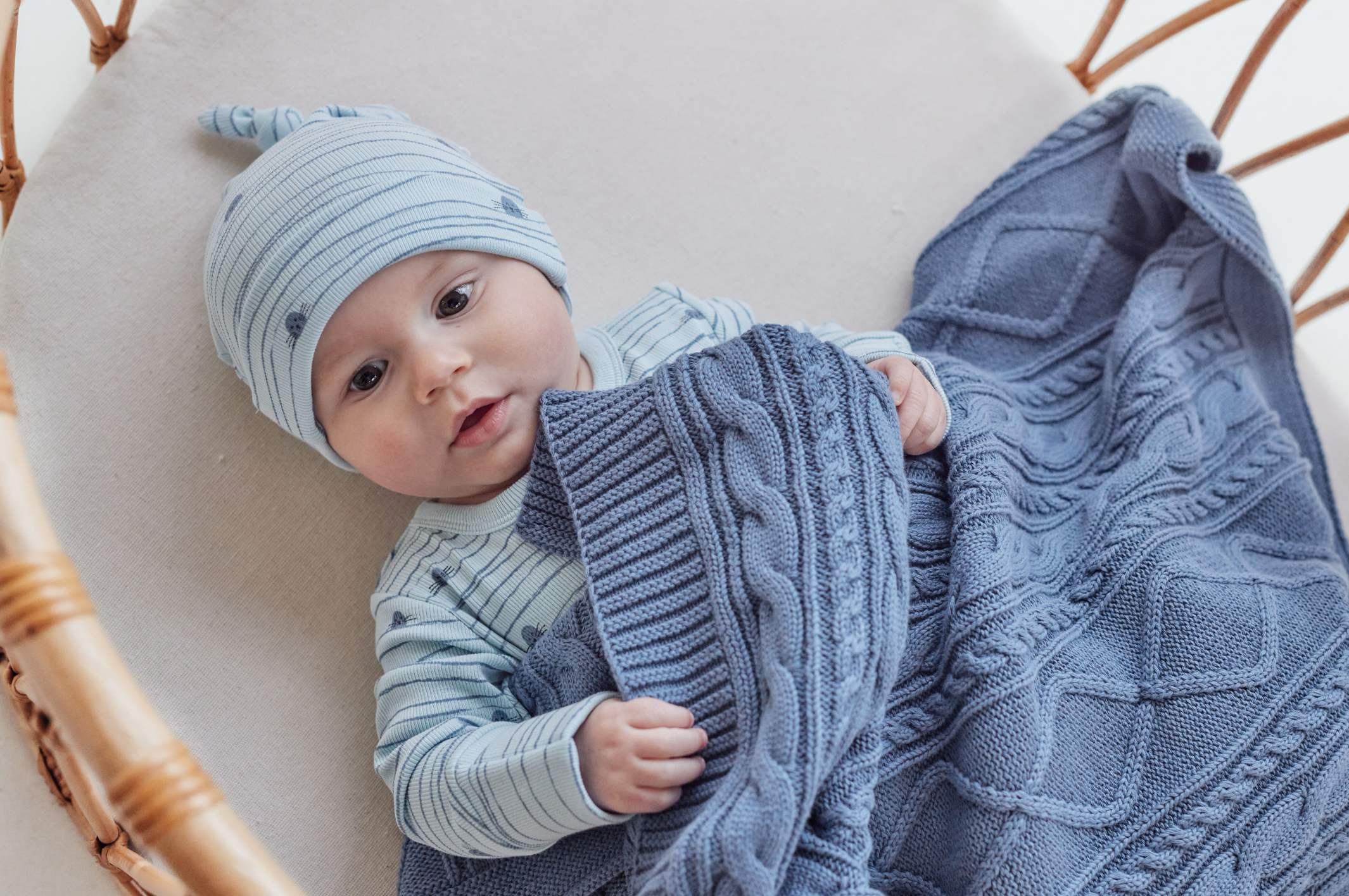 Aster & Oak Bluestone Cable Knit Blanket