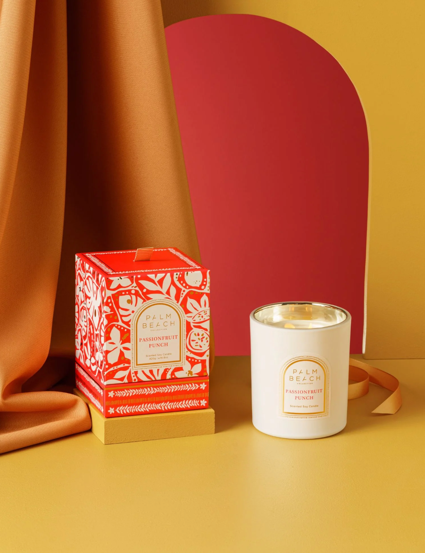 Palm Beach Collective Passionfruit Punch Scented Candle 420g