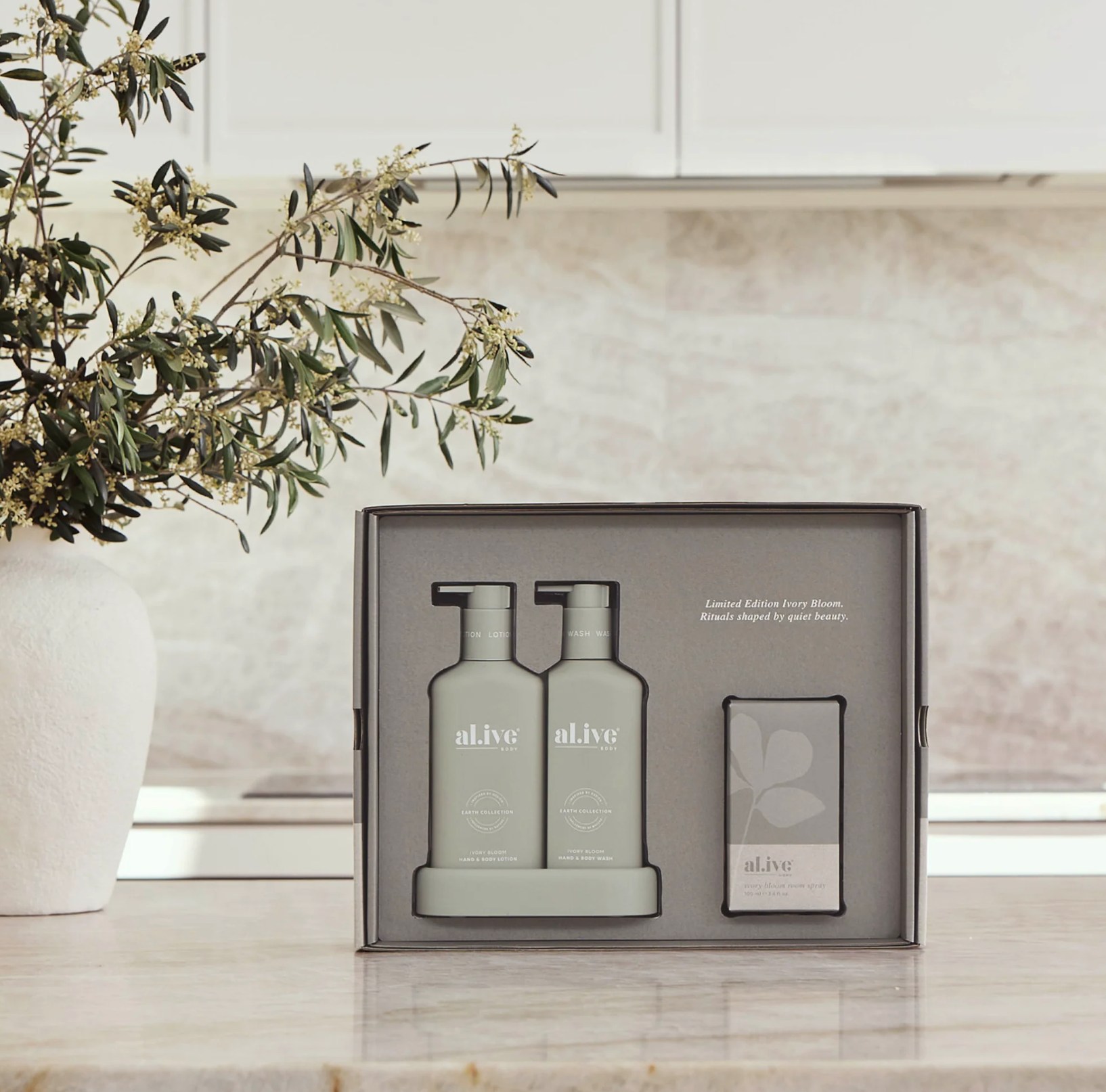 Al.ive Body Ivory Bloom Home Ritual Set