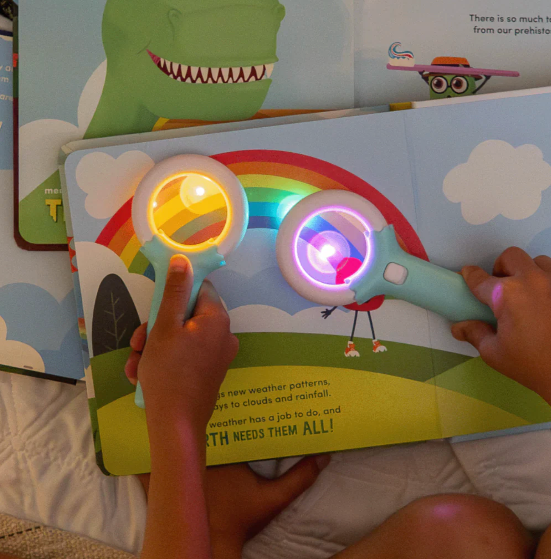 Jellystone Light-Up Library™ - Alex Asks: What is the Weather?