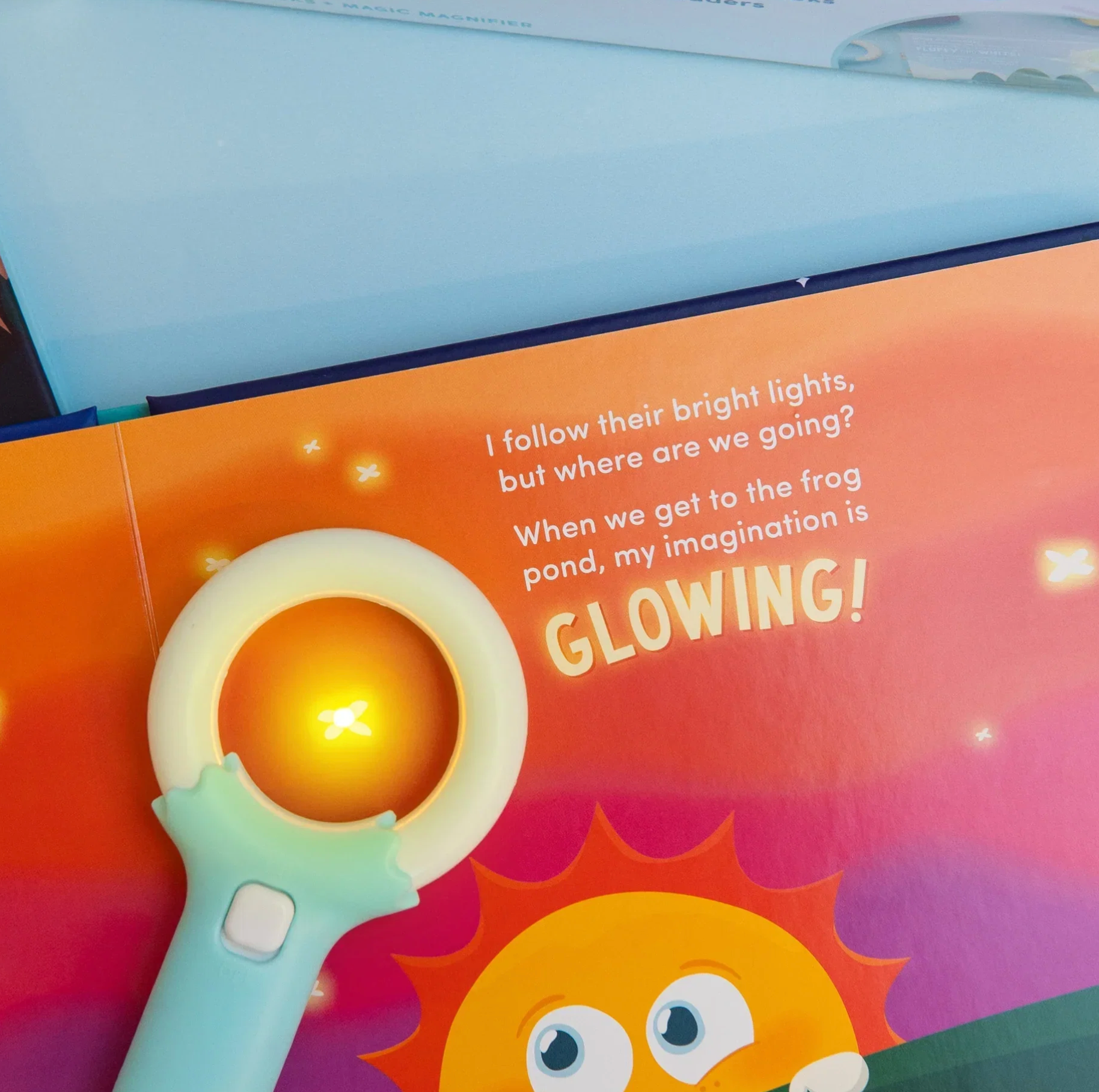 Jellystone Light-Up Library™ - Alex Asks: What is the Weather?