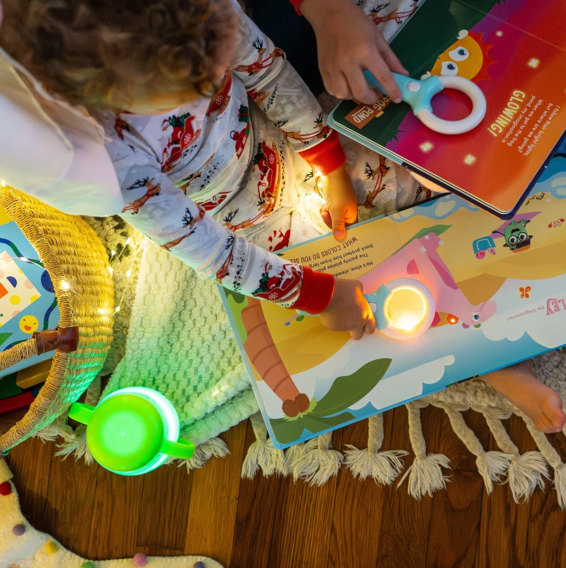 Jellystone Light-Up Library™ - Pippa's Prehistoric Pals