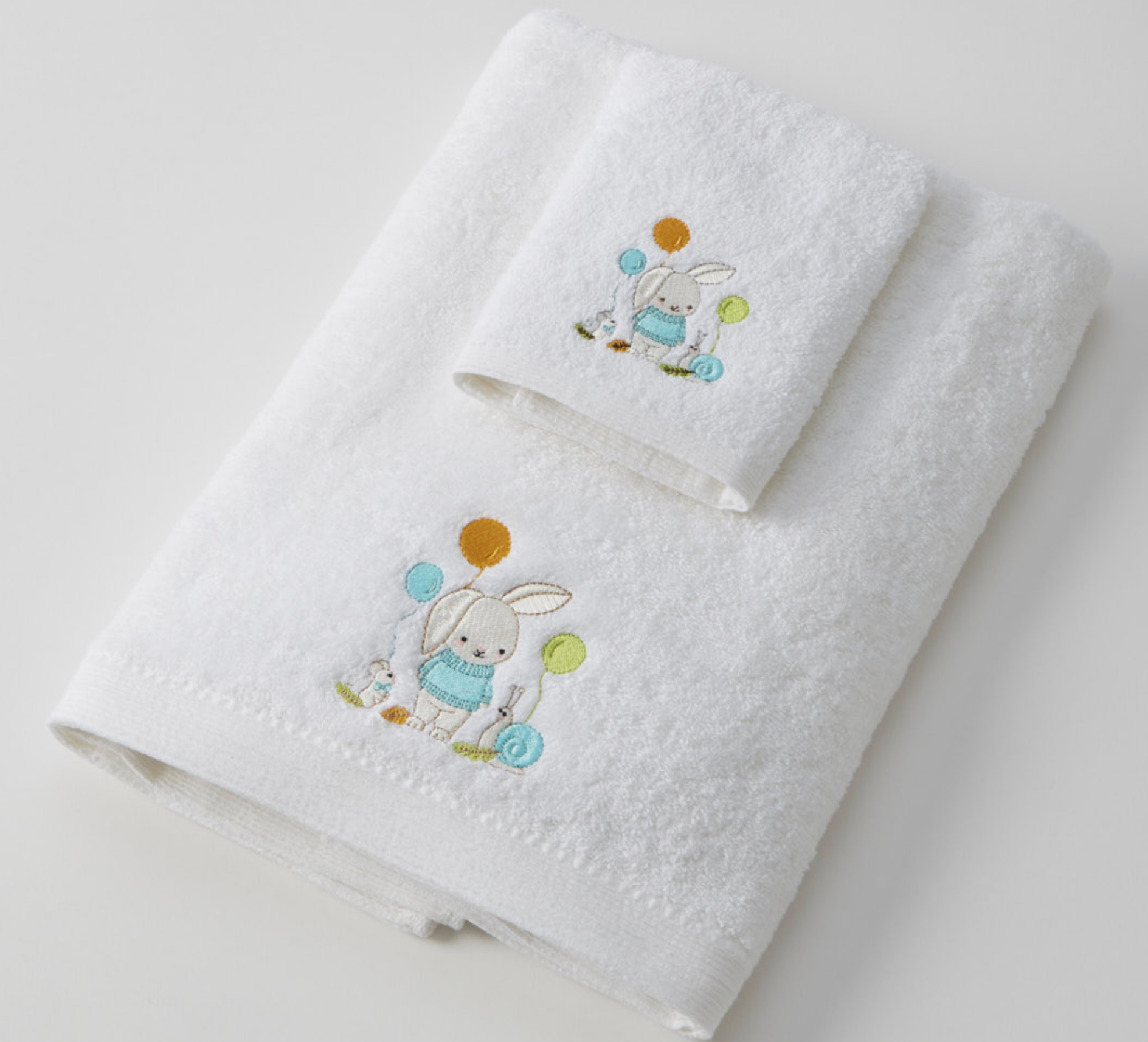 Jiggle & Giggle Bunny Party Bath Towel & Face Washer in Organza Bag