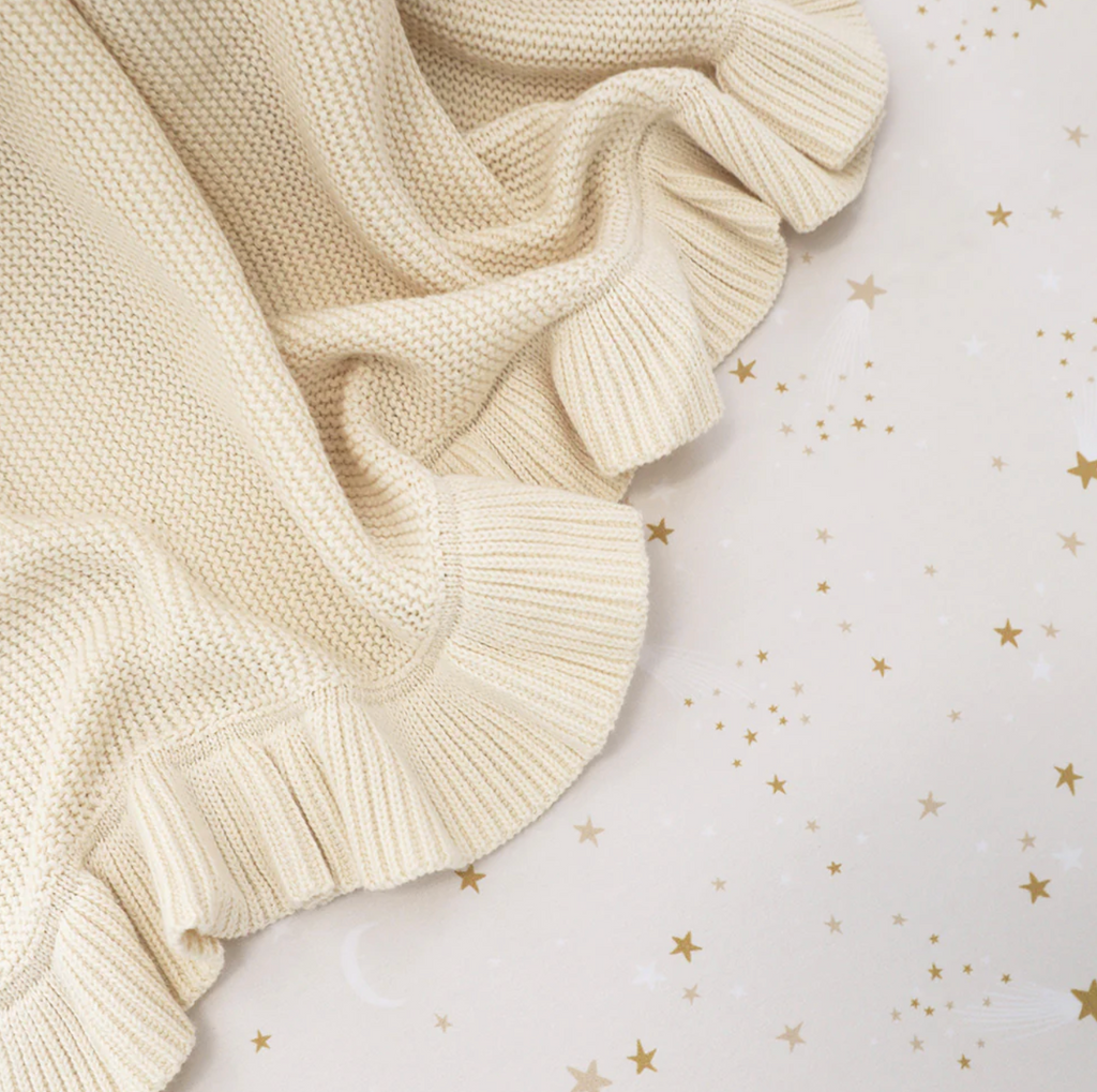 Snuggle Hunny Cream Ruffle Knit Organic Baby Blanket