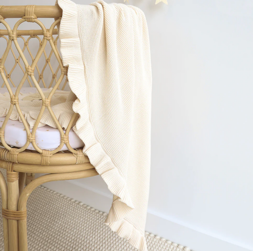 Snuggle Hunny Cream Ruffle Knit Organic Baby Blanket