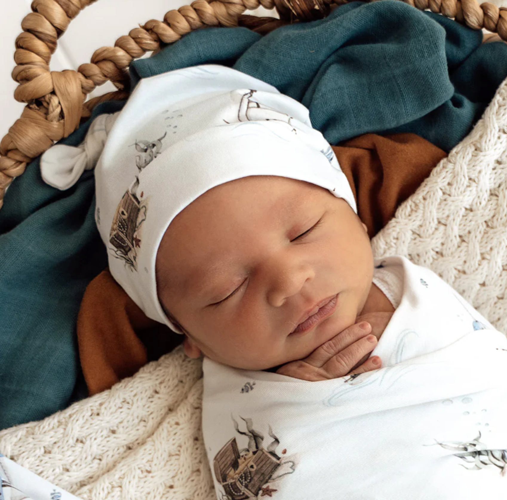 Snuggle Hunny Set Sail Organic Knotted Beanie