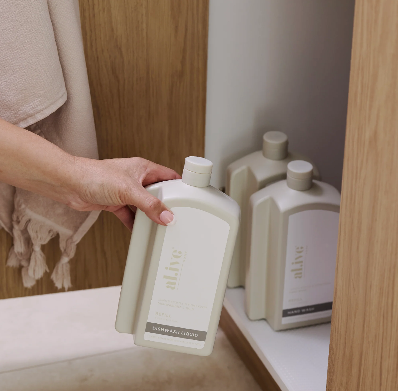 Al.ive Body 1L Dish Wash Refill - Lemon Myrtle & Honeydew