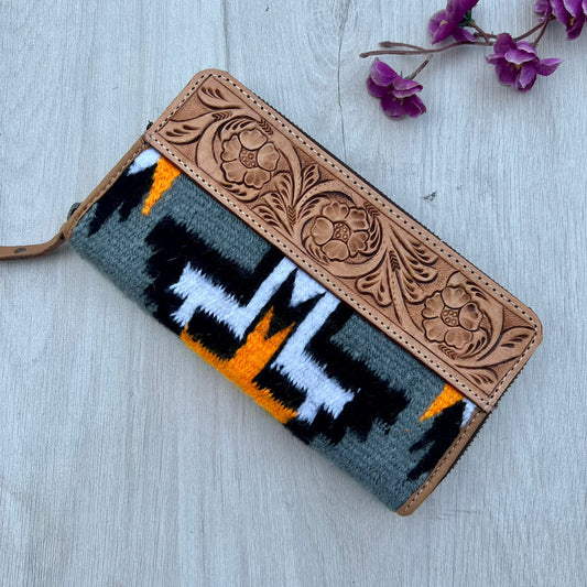 The Design Edge Grey Saddle Blanket Zippered Wallet with Tooled Leather