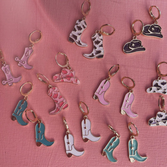 Emeldo Mini Cowgirl Boots Earrings