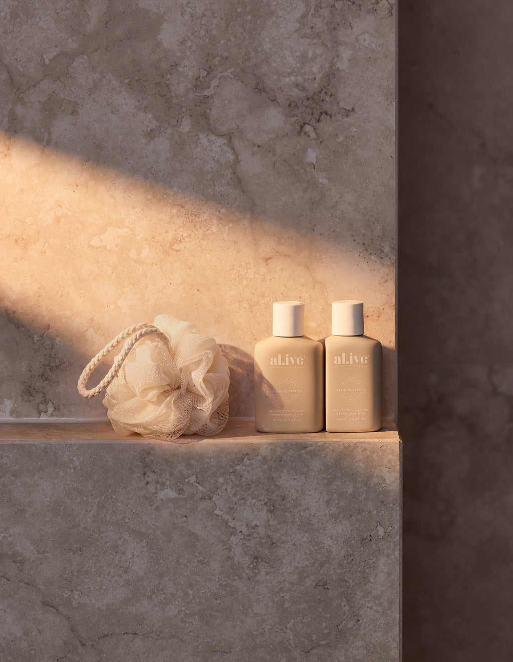 Al.ive Body Sea Cotton & Coconut Body Care Travel Ornamnet