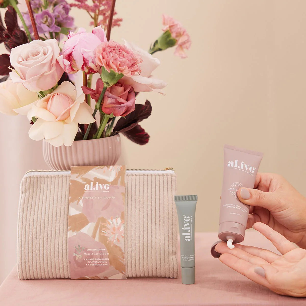 LIMITED EDITION Hand & Lip Gift Set - A Moment To Bloom
