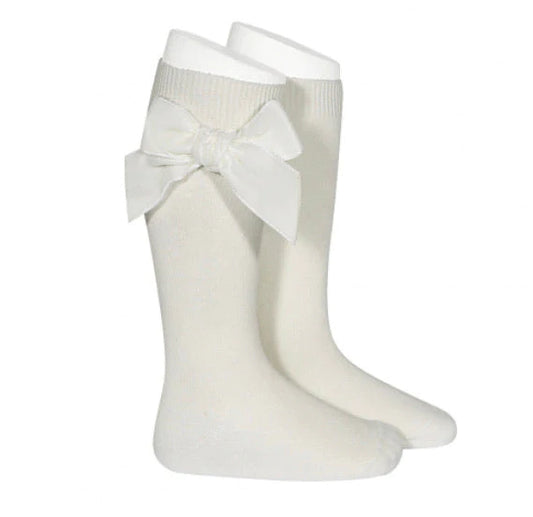 Cóndor- Side Velvet Bow Knee-High Socks Beige