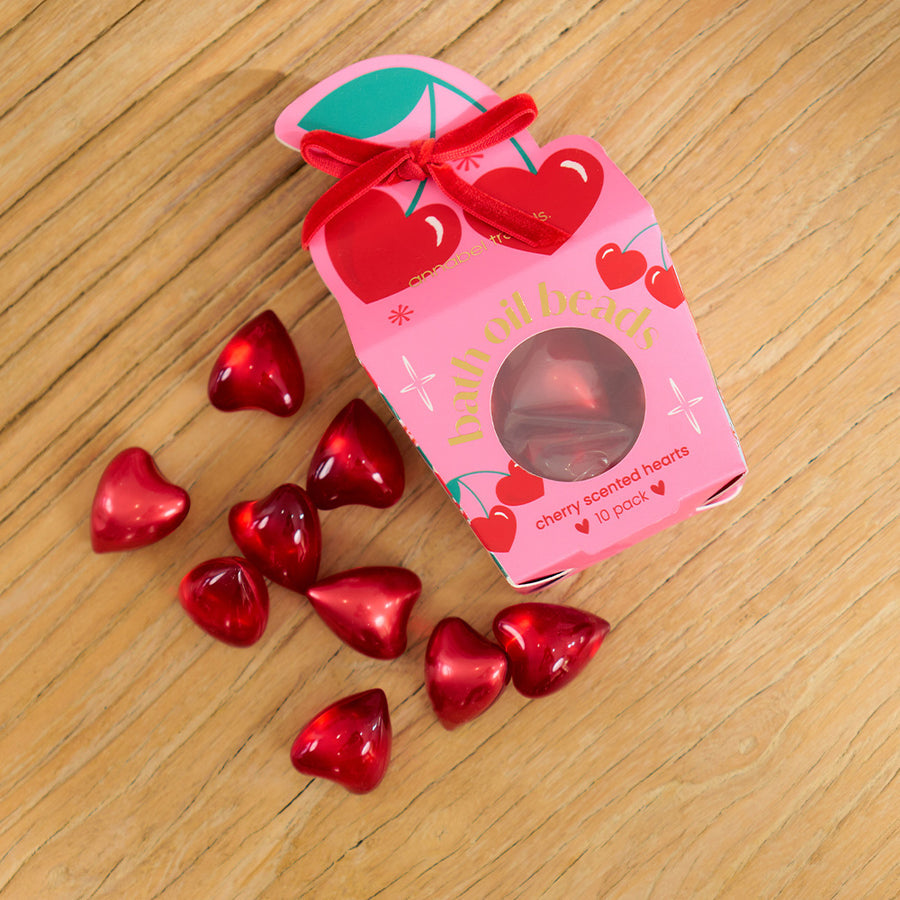 Annabel Trends Festive Cherry Hearts Bath Oil Beads