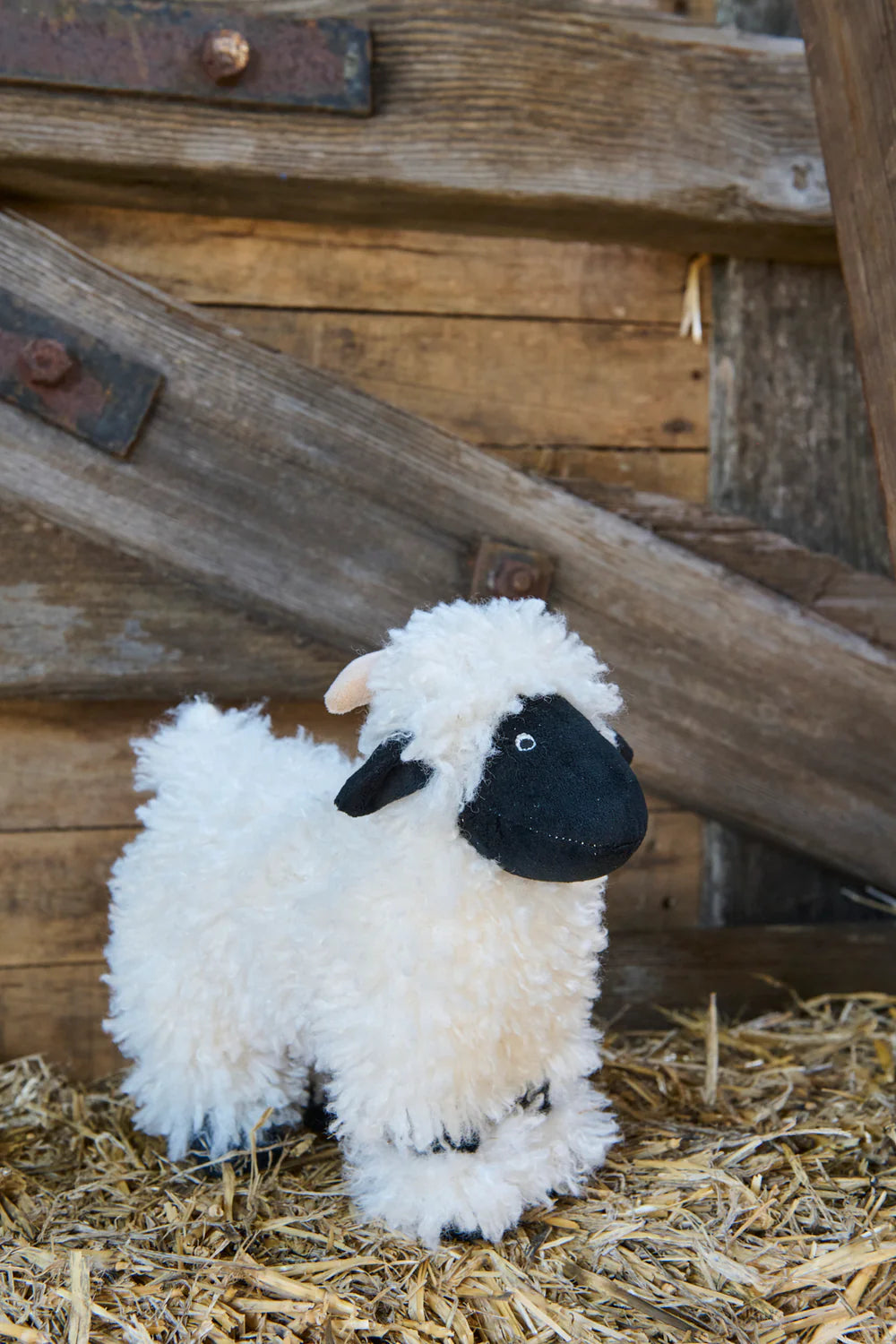 Nana Huchy - Valentina the Valais Sheep