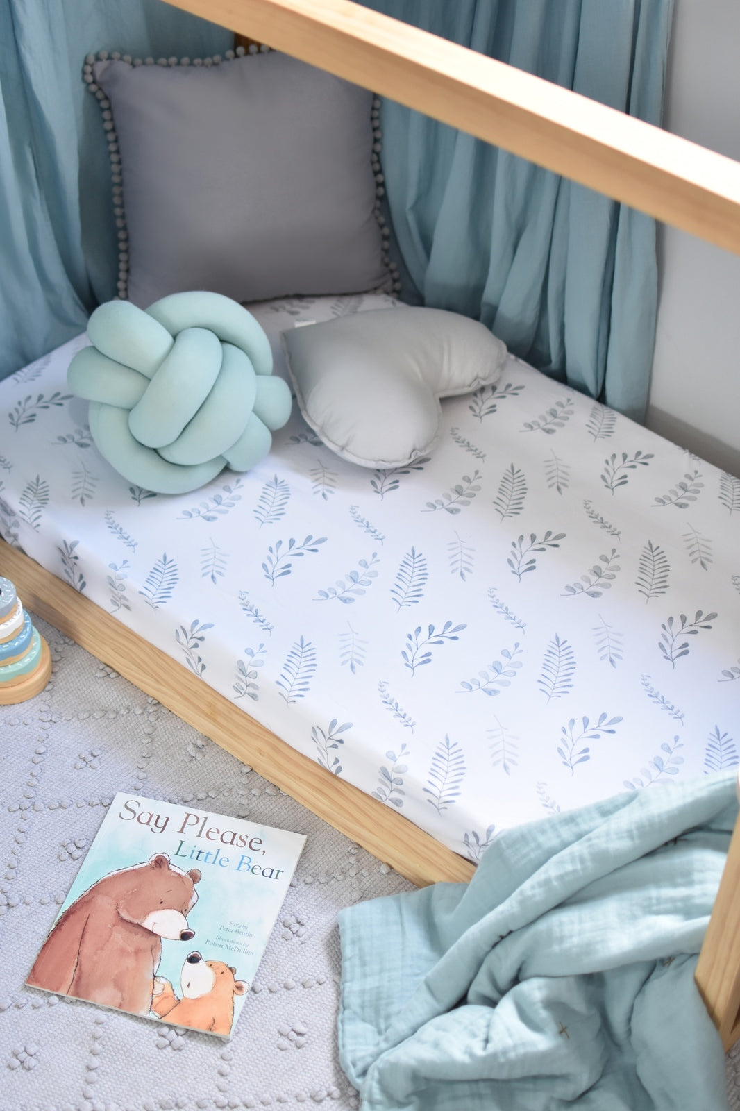 Snuggle Hunny Fitted Cot Sheet - Wild Fern