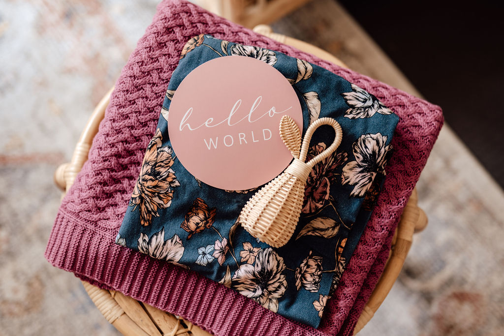 Snuggle Hunny Milestone Cards - Belle & Rose Gold