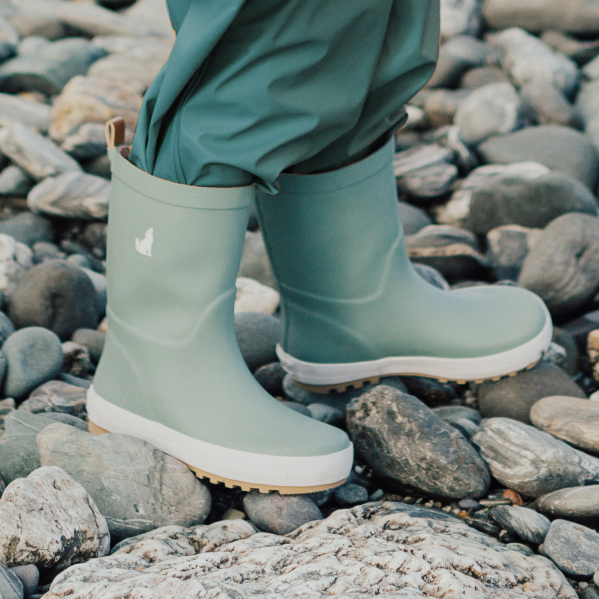 Alpine hot sale rain boots