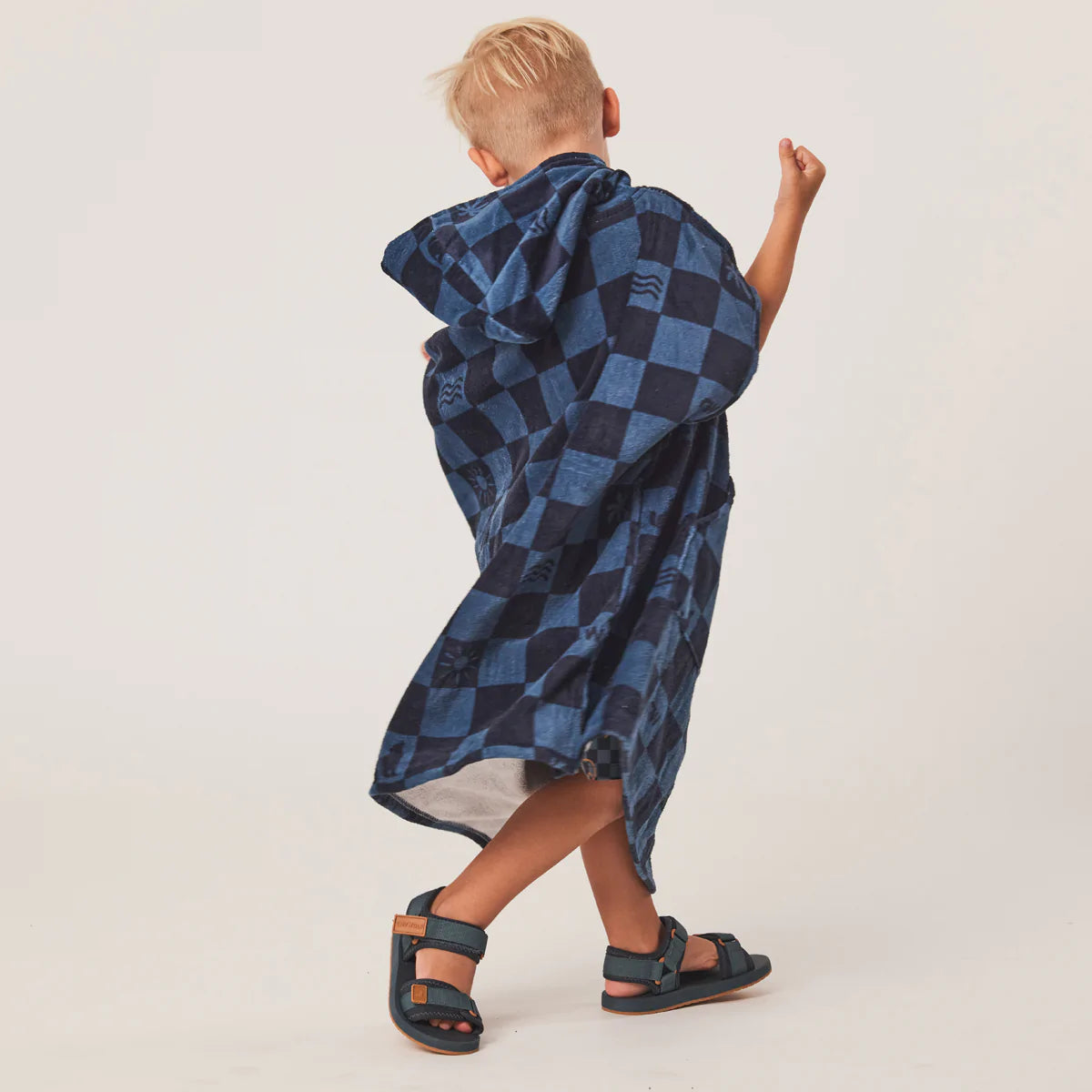 CRYWOLF Hooded Towel Blue Checkered