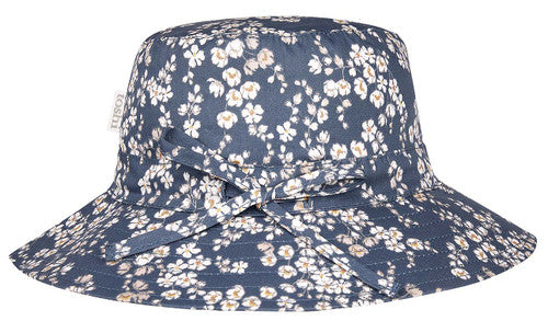 Toshi Sunhat Stephanie Moonlight