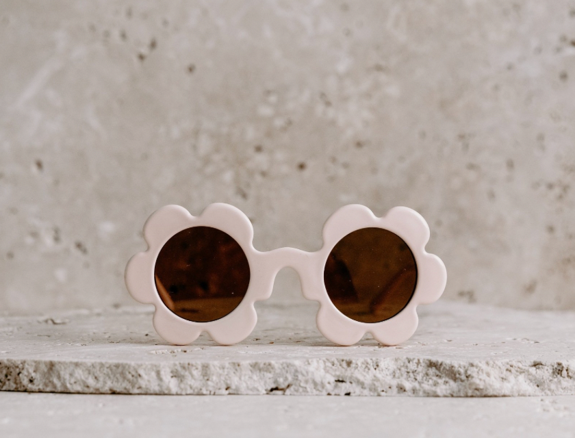 Elle Porte Daisy's Vanilla Sunglasses