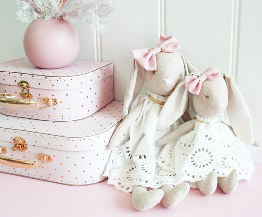 Alimrose Mummy Broderie Bunny